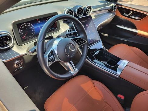 Used 2022 Mercedes-Benz C 300 Sedan image 5