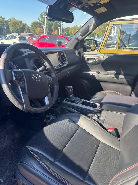 Used 2021 Toyota Tacoma TRD Pro AWD/4WD image 9