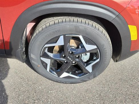 New 2026 Kia Seltos S image 39