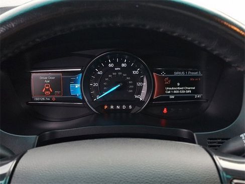 Used 2017 Ford Explorer XLT w/ Equipment Group 202A image 20