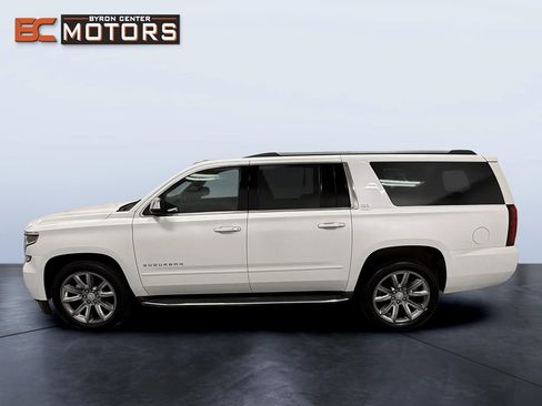 Used 2016 Chevrolet Suburban LTZ image 3