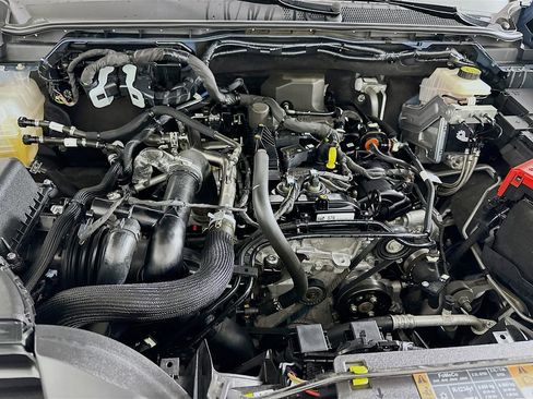 Used 2024 Ford Ranger Lariat w/ FX4 Off-Road Package image 29