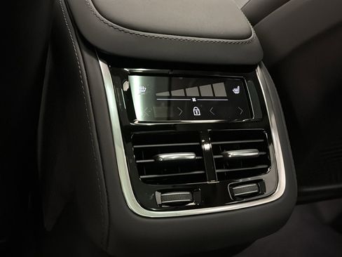 Used 2026 Volvo XC90 B6 Plus w/ Protection Package Premier image 28