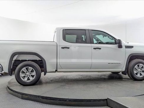 Used 2024 GMC Sierra 1500 Pro w/ Pro Value Package RWD image 9