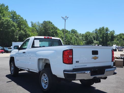 Used 2018 Chevrolet Silverado 2500 W/T w/ WT Fleet Convenience Package RWD image 3