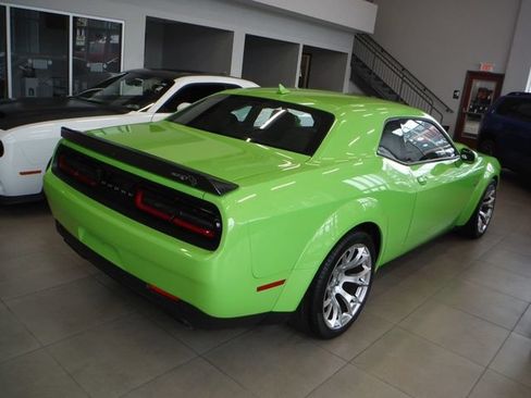 Used 2023 Dodge Challenger SRT Hellcat RWD image 17