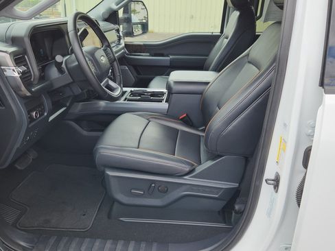 Certified 2025 Ford F250 Lariat AWD/4WD image 23