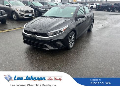 Certified 2023 Kia Forte LXS image 1