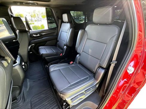 Used 2023 GMC Yukon Denali w/ Advanced Technology Package image 19