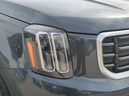 Certified 2023 Kia Telluride S w/ S Sunroof Package AWD/4WD image 10