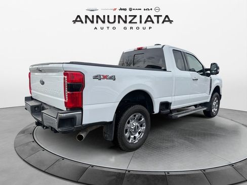 Used 2023 Ford F250 Lariat w/ Chrome Package image 5