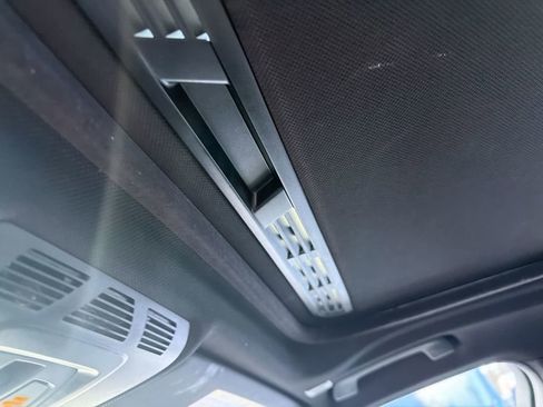 Used 2017 BMW 330i xDrive Sedan image 22