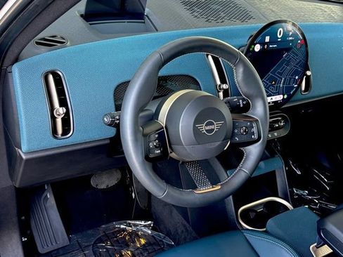 Used 2025 MINI Cooper Countryman S w/ Comfort Package Max image 13