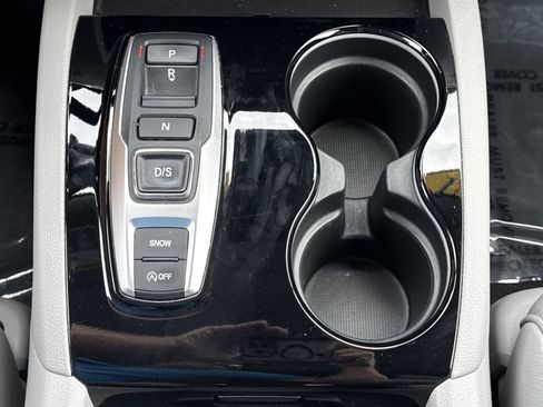 Used 2021 Honda Pilot Touring image 26