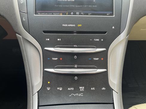 Used 2015 Lincoln MKZ Hybrid w/ Equipment Group 202A Reserve FWD image 23