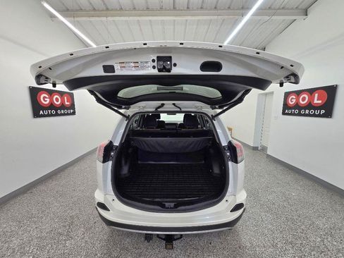 Used 2018 Toyota RAV4 Limited w/ Advanced Technology Package FWD image 18