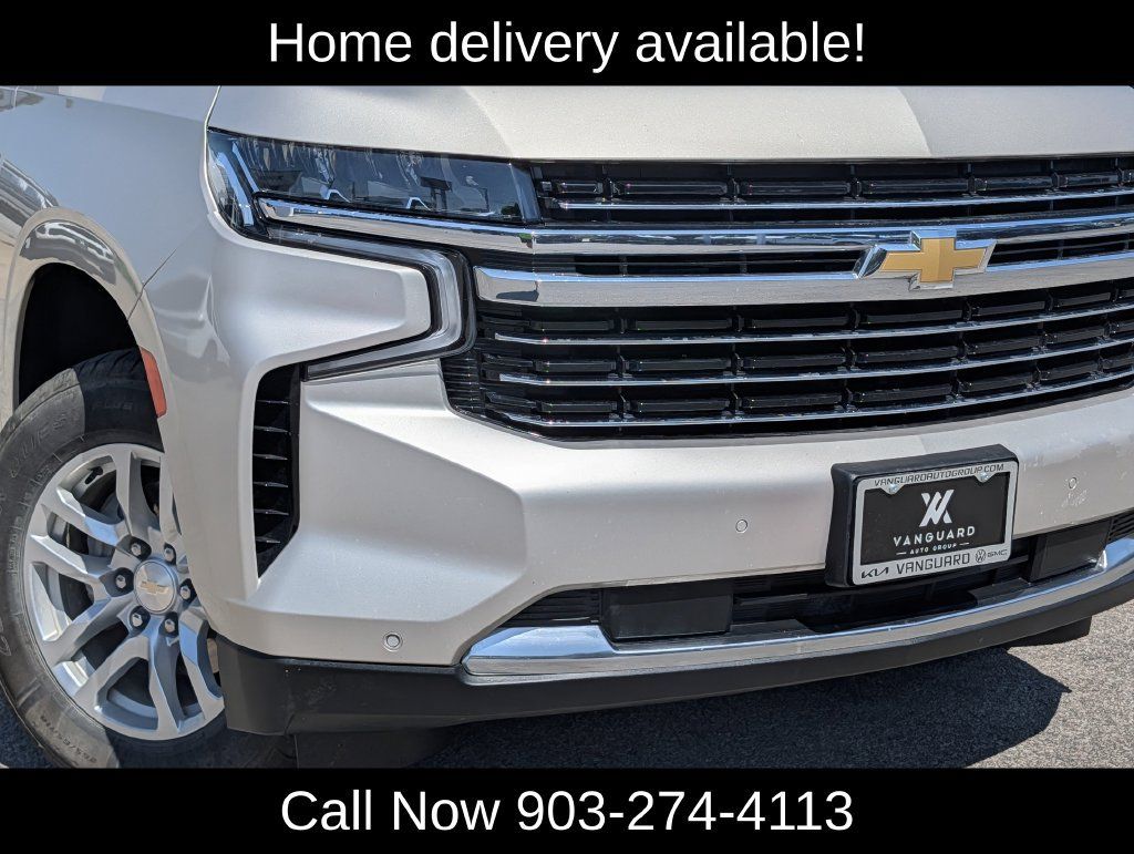 Used 2023 Chevrolet Suburban LT RWD image 12