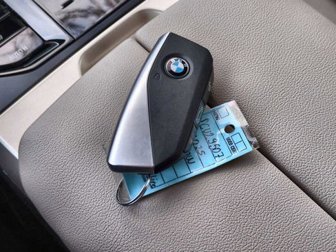 New 2025 BMW iX xDrive50 image 36