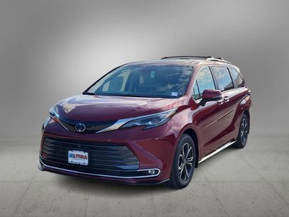 New 2025 Toyota Sienna Platinum