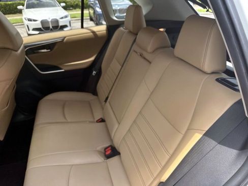 Used 2019 Toyota RAV4 Limited w/ Advanced Technology Package AWD/4WD image 15