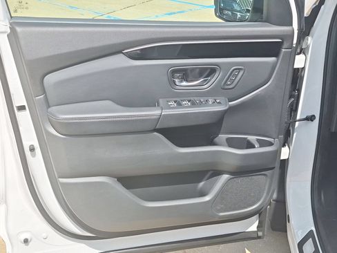 Certified 2024 Honda Pilot EX-L image 12