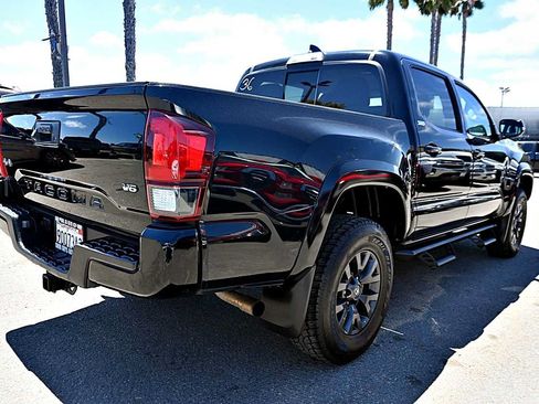 Used 2020 Toyota Tacoma SR5 w/ Technology Package AWD/4WD image 7