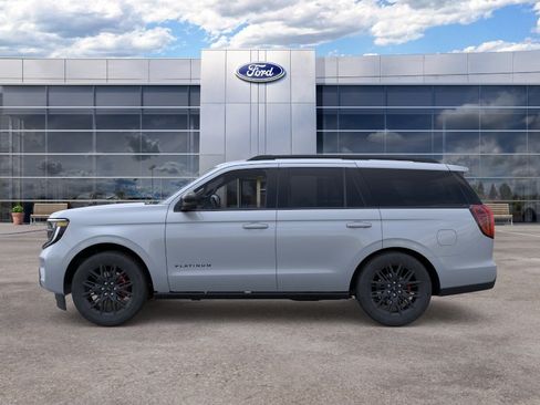 Used 2025 Ford Expedition Platinum w/ Stealth Performance Package AWD/4WD image 3