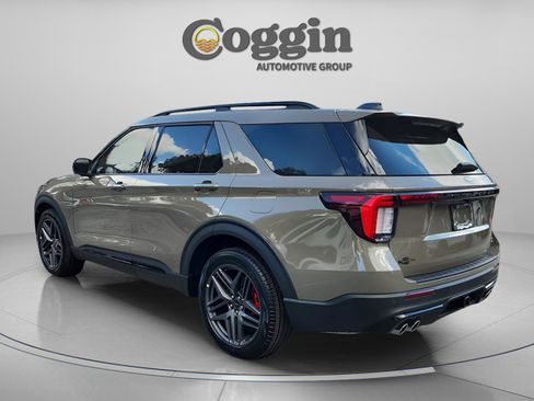 Certified 2026 Ford Explorer ST image 4