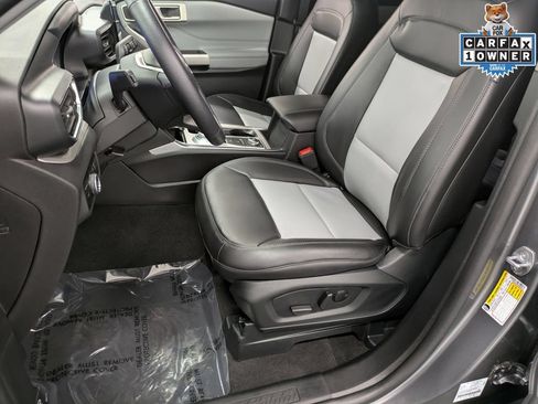 Used 2023 Ford Explorer XLT w/ Equipment Group 202A AWD/4WD image 11