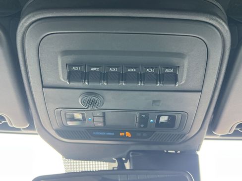 Certified 2023 Ford Bronco Black Diamond image 17