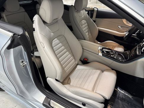 Used 2017 Mercedes-Benz C 300 Cabriolet image 78