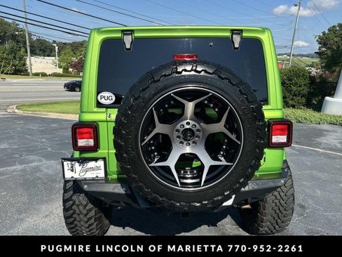 Used 2019 Jeep Wrangler Unlimited Sahara w/ Uconnect 4C Nav & Sound Group AWD/4WD image 6