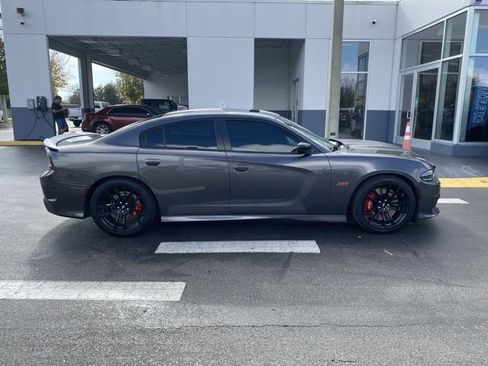 Used 2023 Dodge Charger Scat Pack w/ Dynamics Package image 9