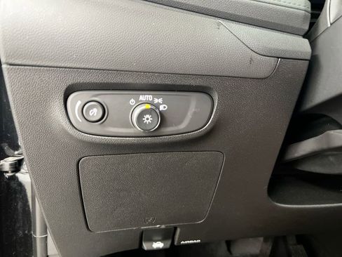 Used 2025 Buick Encore GX Preferred FWD image 18