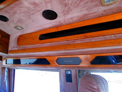 Used 1997 Chevrolet Express 1500 image 9