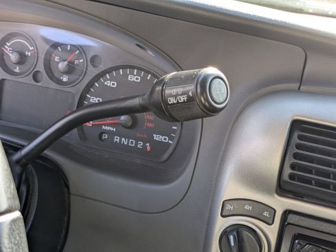 Used 2009 Ford Ranger XL image 24