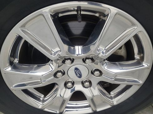 Used 2015 Ford F150 XLT w/ Equipment Group 302A Luxury image 31