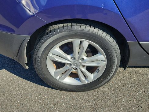 Used 2012 Hyundai Tucson GLS image 37