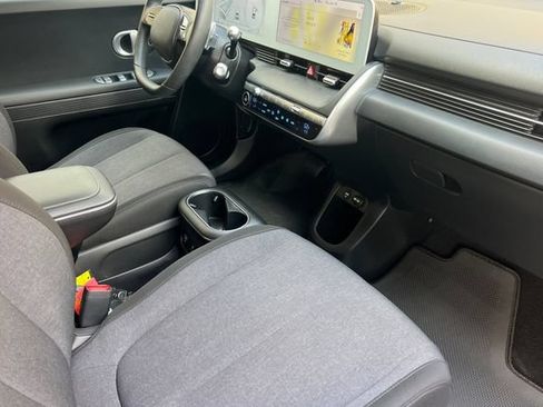 Used 2024 Hyundai Ioniq 5 SEL RWD image 20