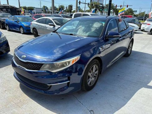 Used 2017 Kia Optima LX FWD image 8