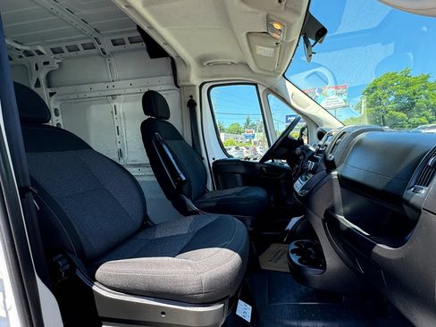 Used 2021 RAM ProMaster 2500 FWD image 10
