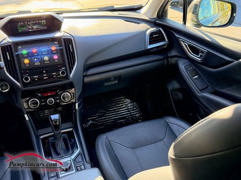 Used 2023 Subaru Forester Touring image 11