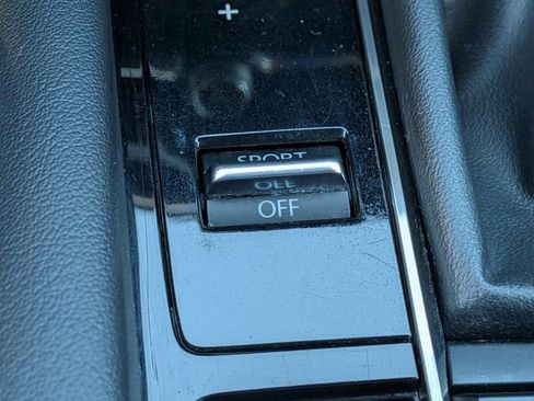 Used 2024 MAZDA MAZDA3 s image 22