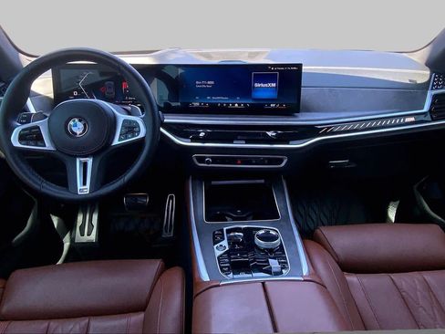 Used 2025 BMW X5 M60i AWD/4WD image 16