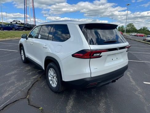 New 2026 Toyota Grand Highlander AWD image 4