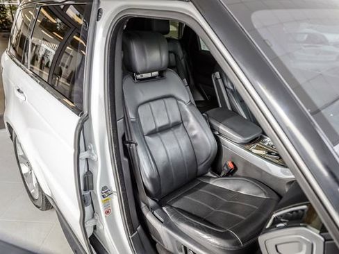 Used 2018 Land Rover Range Rover Sport HSE image 50