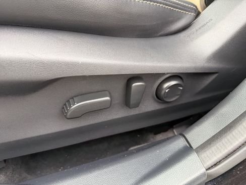 Certified 2022 Subaru Outback Limited image 17