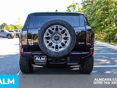 Used 2024 GMC Hummer EV 3X AWD/4WD image 10