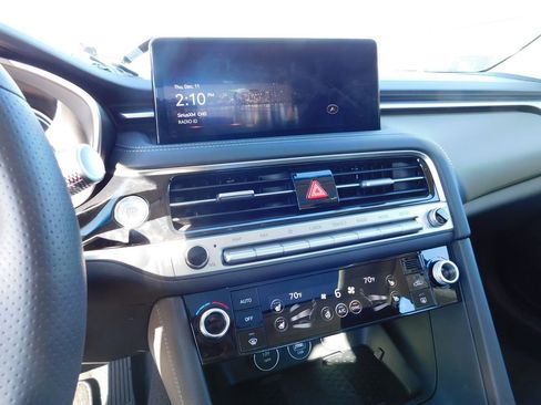 Used 2026 Genesis G70 2.5T Prestige image 28