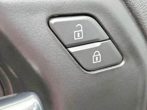 Used 2025 Chevrolet Silverado 1500 Custom Trail Boss w/ Realtree Special Edition image 30